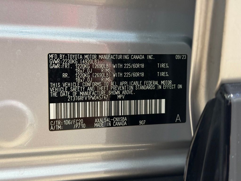 Thumbnail: 2023 Toyota RAV4 - 32