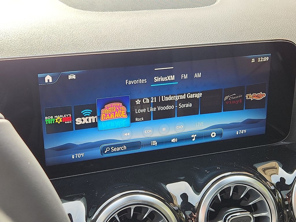 Thumbnail: 2026 Mercedes-Benz GLA - 12