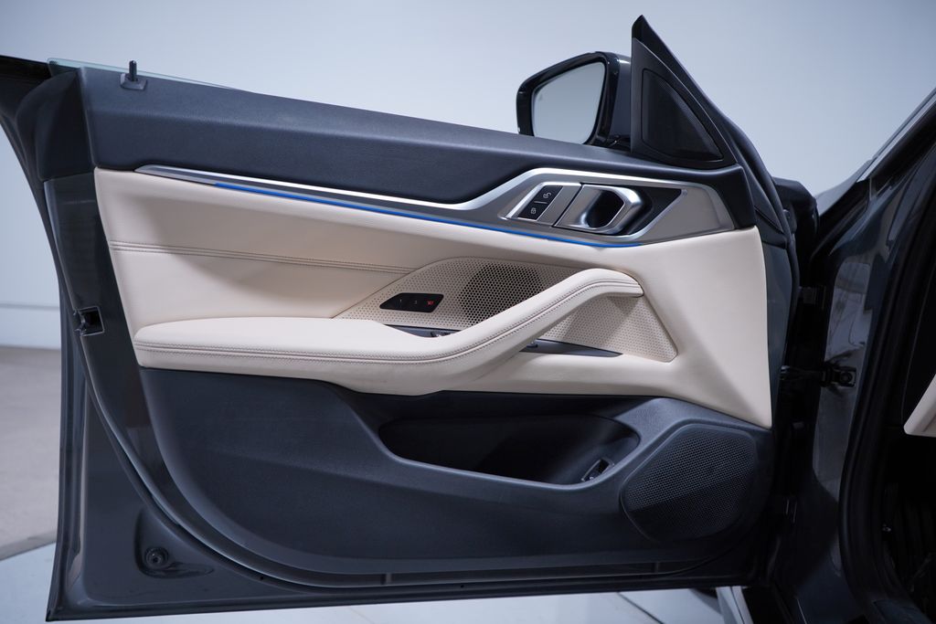 Thumbnail: 2024 BMW i4 - 17