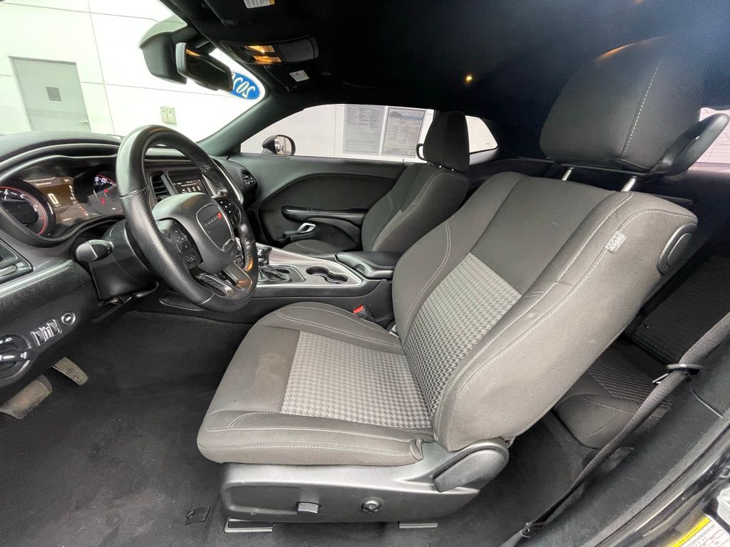 Thumbnail: 2020 Dodge Challenger - 25