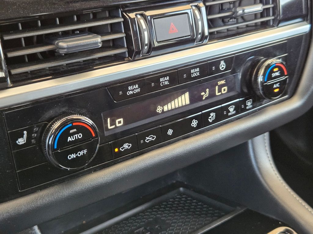 Used 2025 Nissan Pathfinder SUV