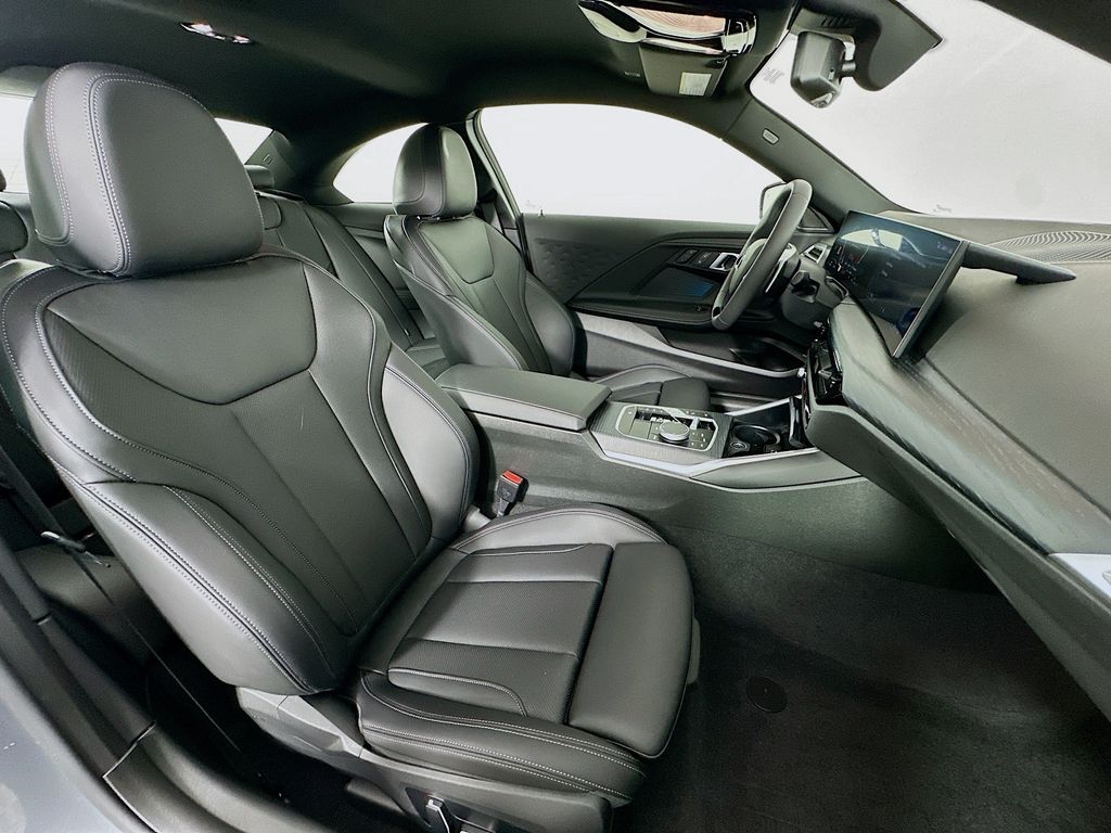 Thumbnail: 2025 BMW 2 Series - 28