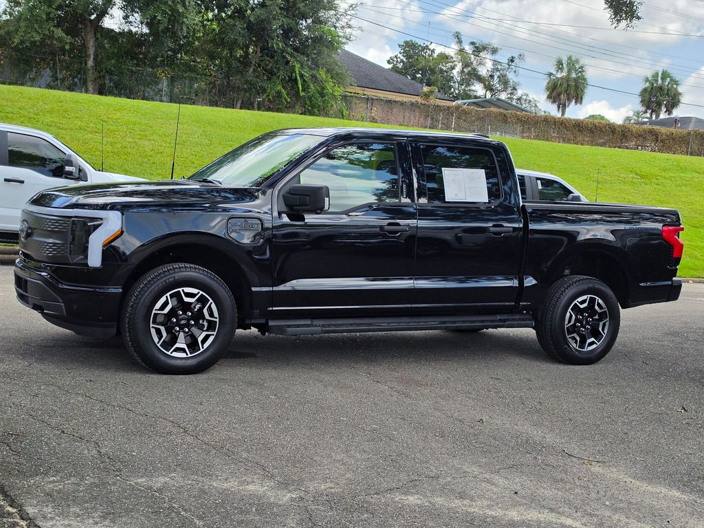 2023 Ford F-150 Lightning XLT SuperCrew AWD