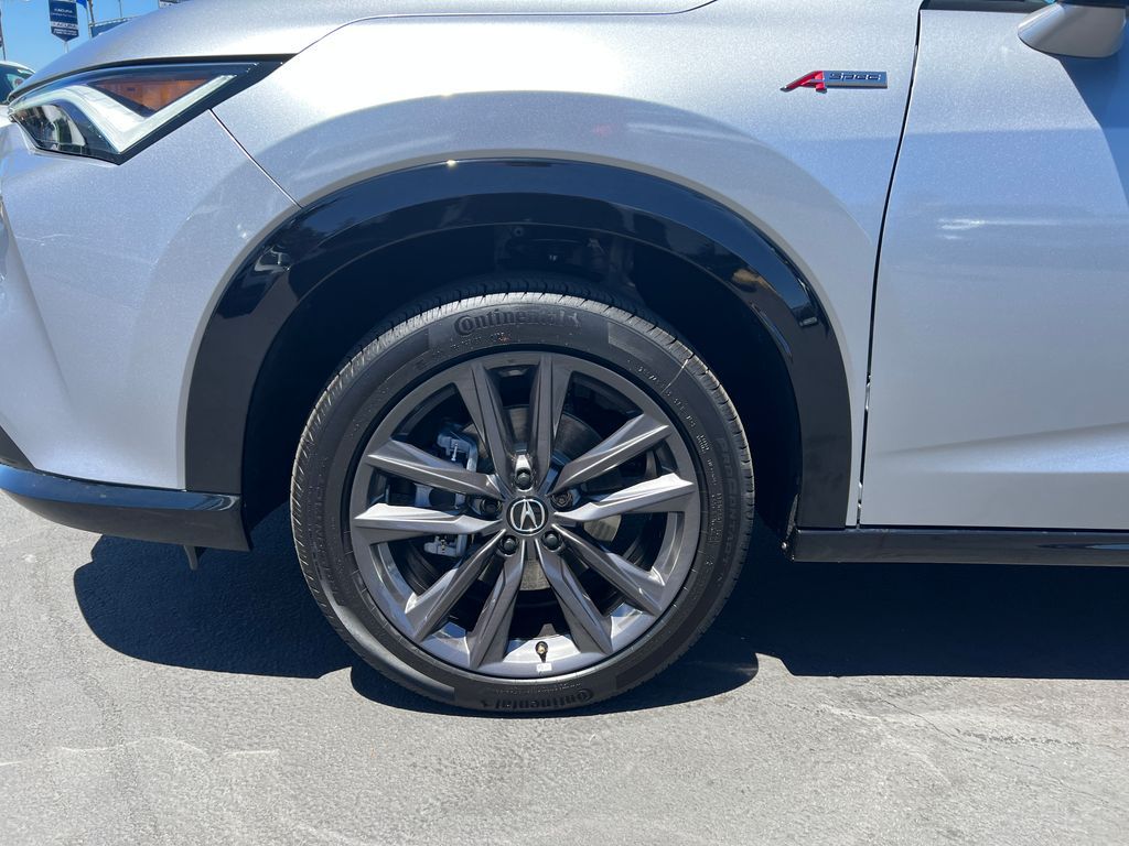 Thumbnail: 2025 Acura ADX - 5