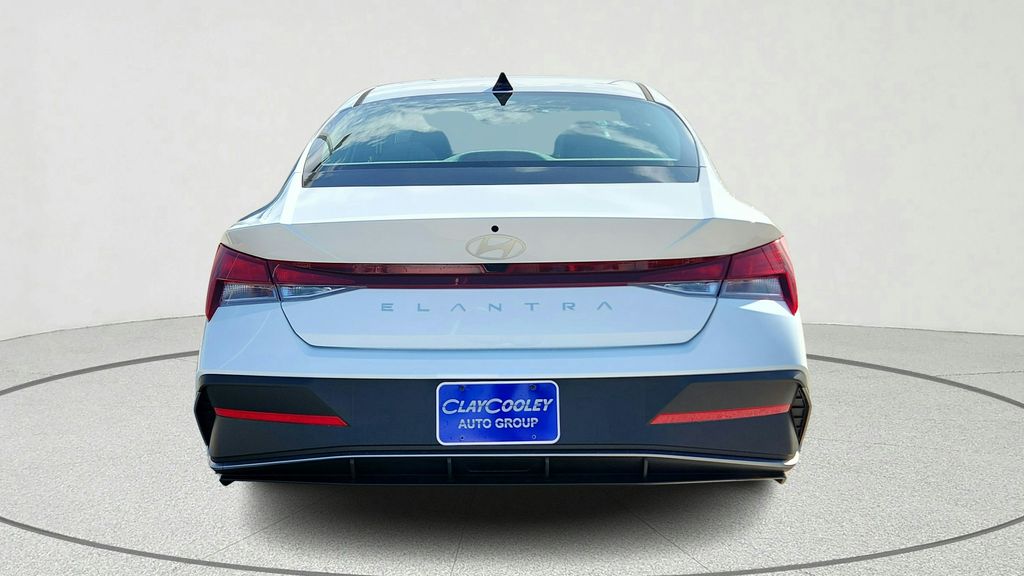 2026 Hyundai Elantra