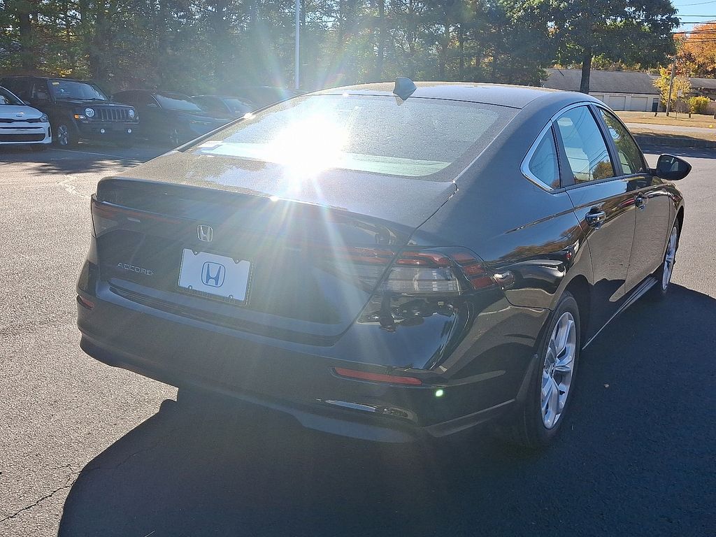 2025 Honda Accord LX 4