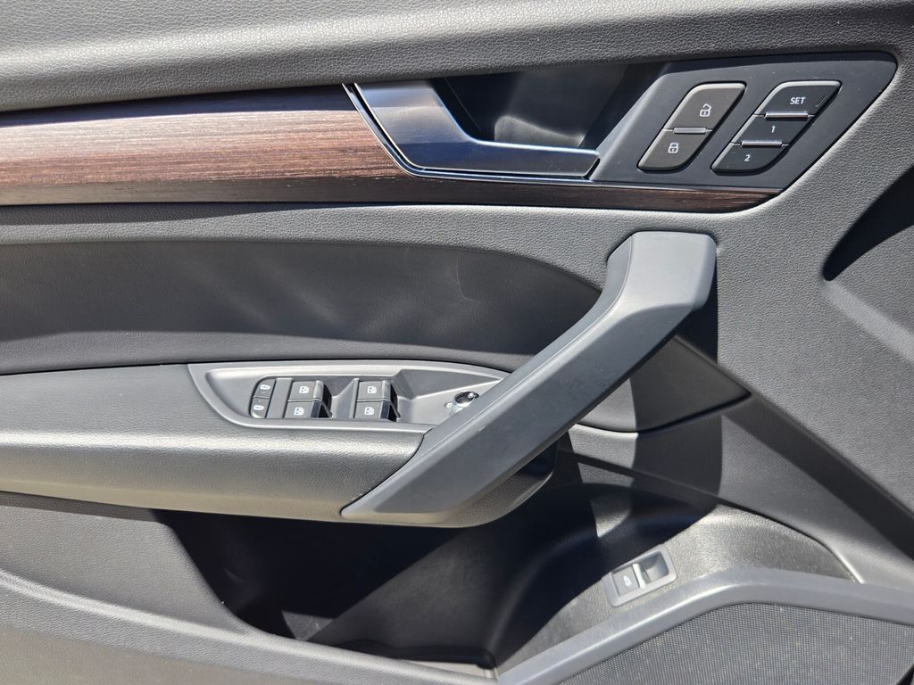 2023 Audi Q5 - $27,000