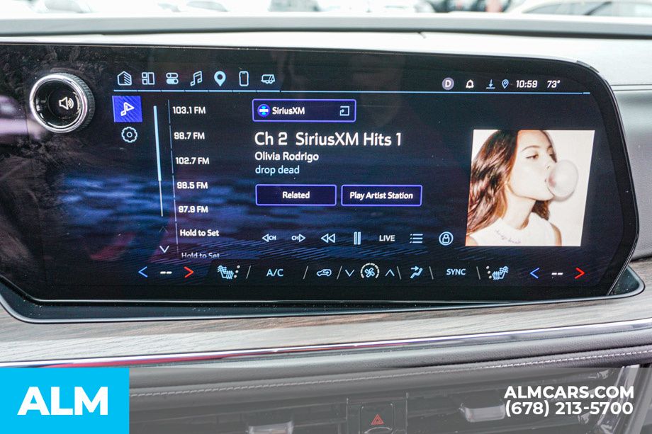 Used 2025 Gray Chevrolet LT image 41
