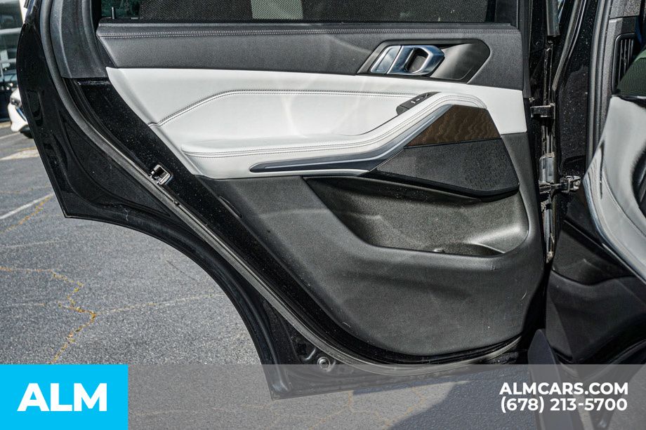 Used 2023 Black BMW xDrive40i image 55