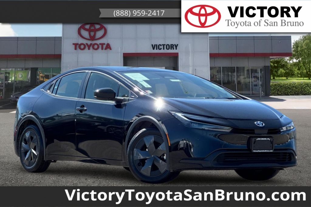 2025 Toyota Prius LE FWD