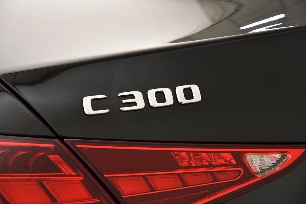 2025 Mercedes-Benz C-Class C 300 10