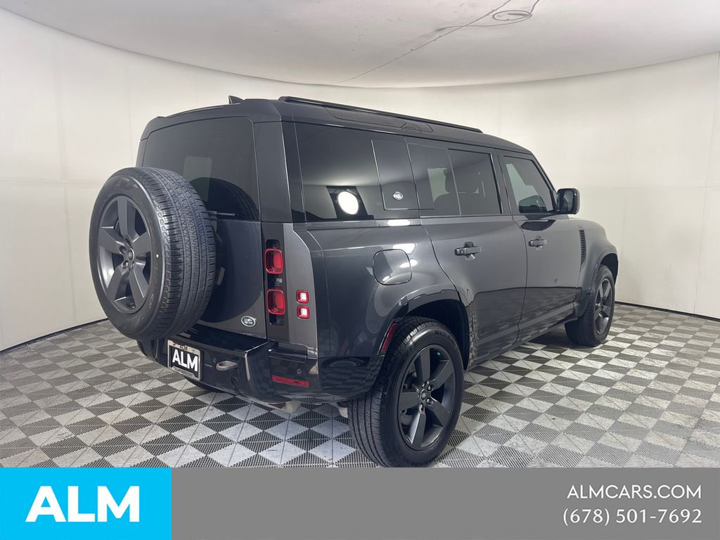Used 2023 Gray Land Rover X-Dynamic SE image 5