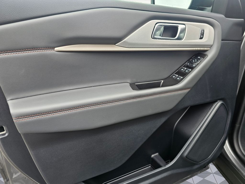 New 2026 Gray Ford Active image 19