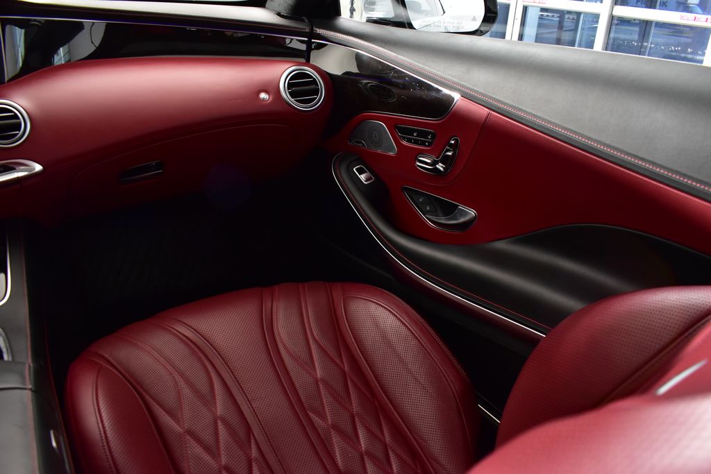 Thumbnail: 2019 Mercedes-Benz S-Class - 31