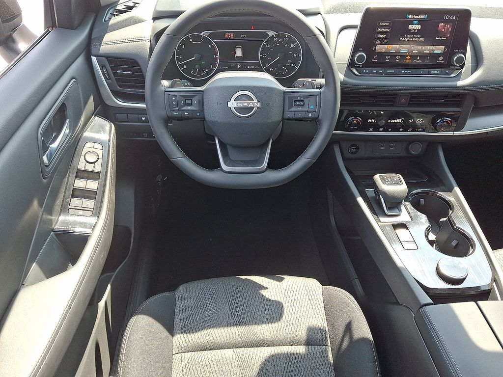 2026 Nissan Rogue — photo 7