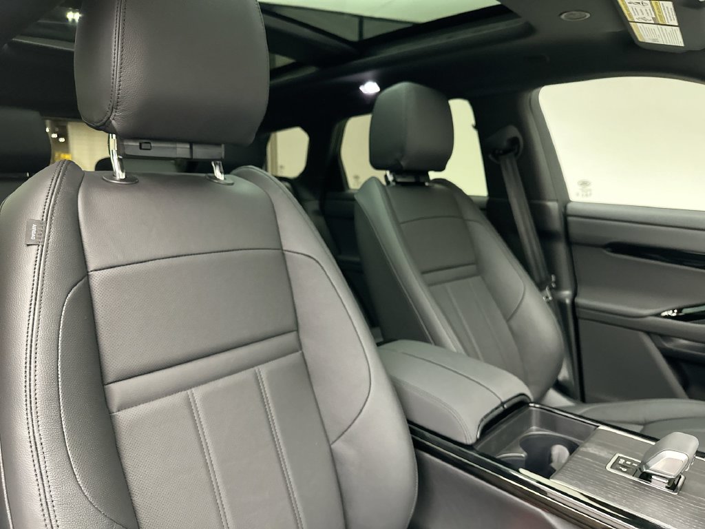 Thumbnail: 2026 Land Rover Range Rover Evoque - 6