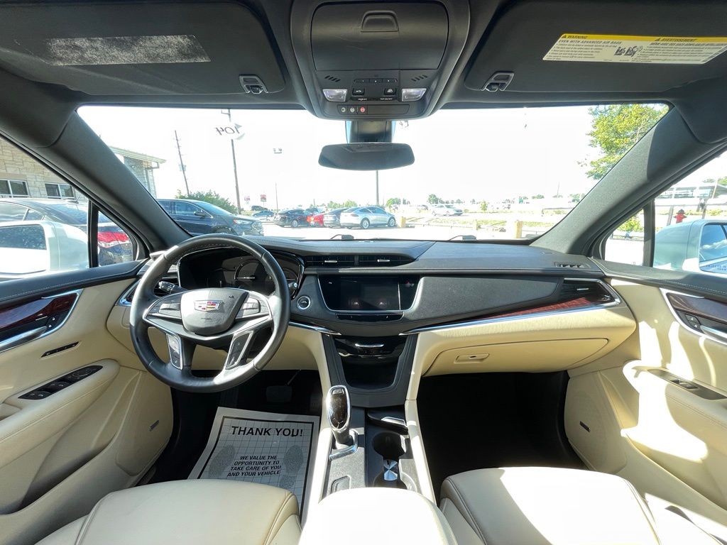2019 Cadillac XT5 Luxury White at Cook Ford