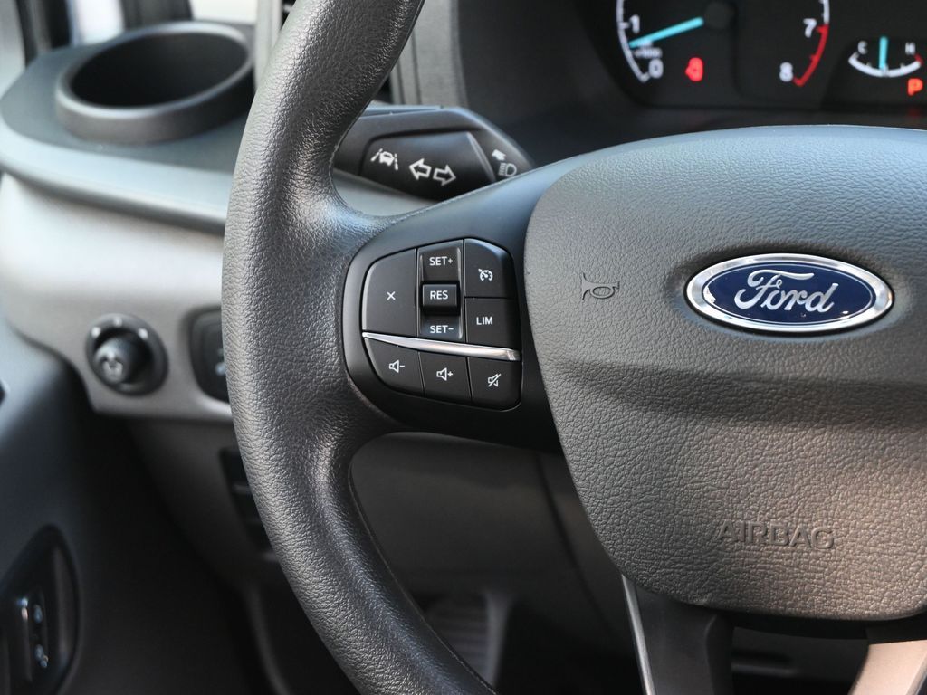 2025 Ford Transit 250