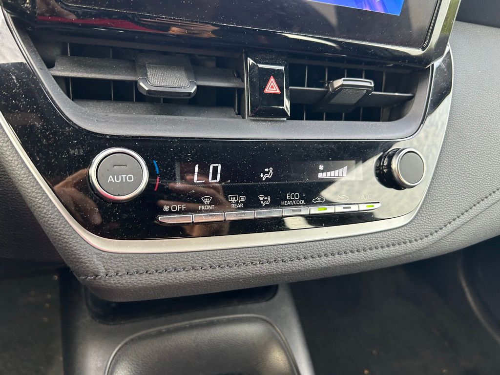 Thumbnail: 2024 Toyota Corolla - 25