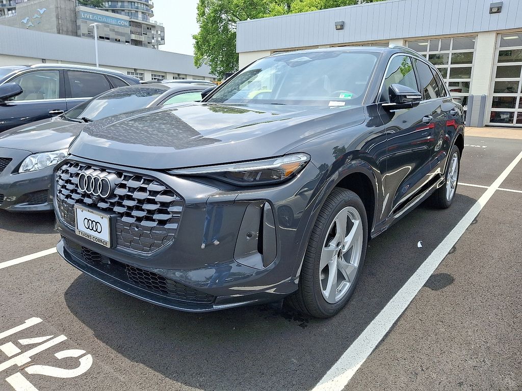 2025 Audi Q5  Hero Image
