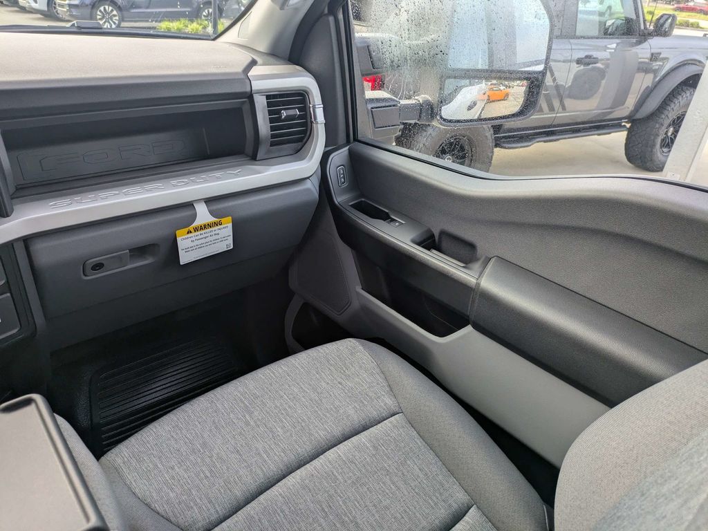 2027 Ford F-250 Super Duty XL