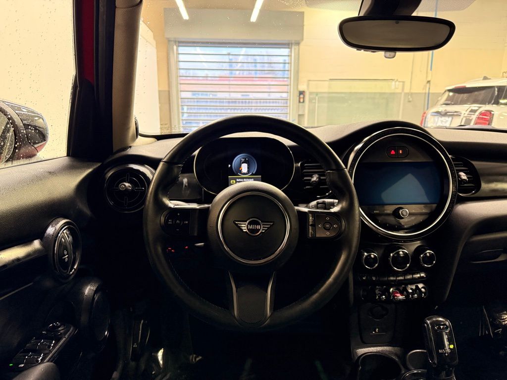 Thumbnail: 2022 MINI Cooper - 23