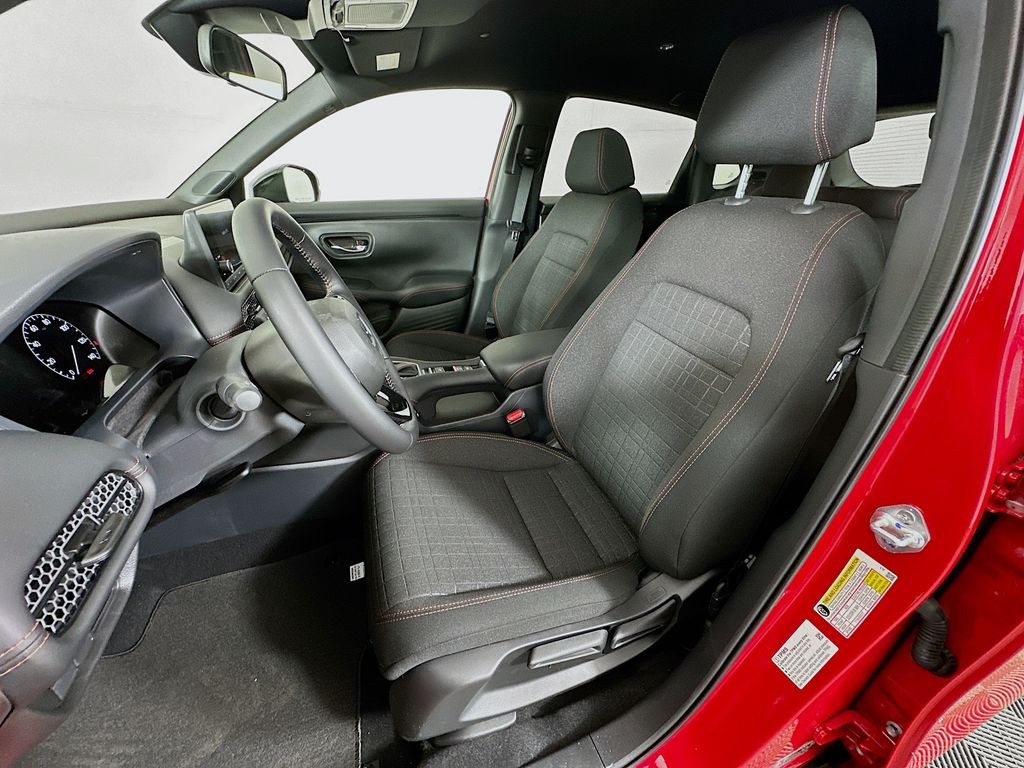 2025 Honda HR-V Sport 15