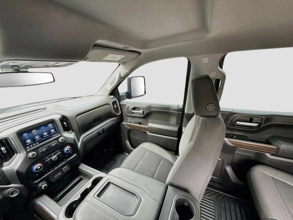 Used 2022 Black Chevrolet RST image 22