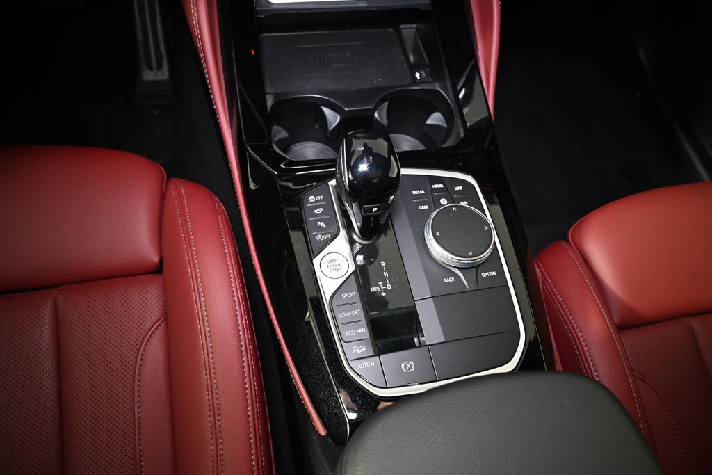 Thumbnail: 2023 BMW X4 - 18