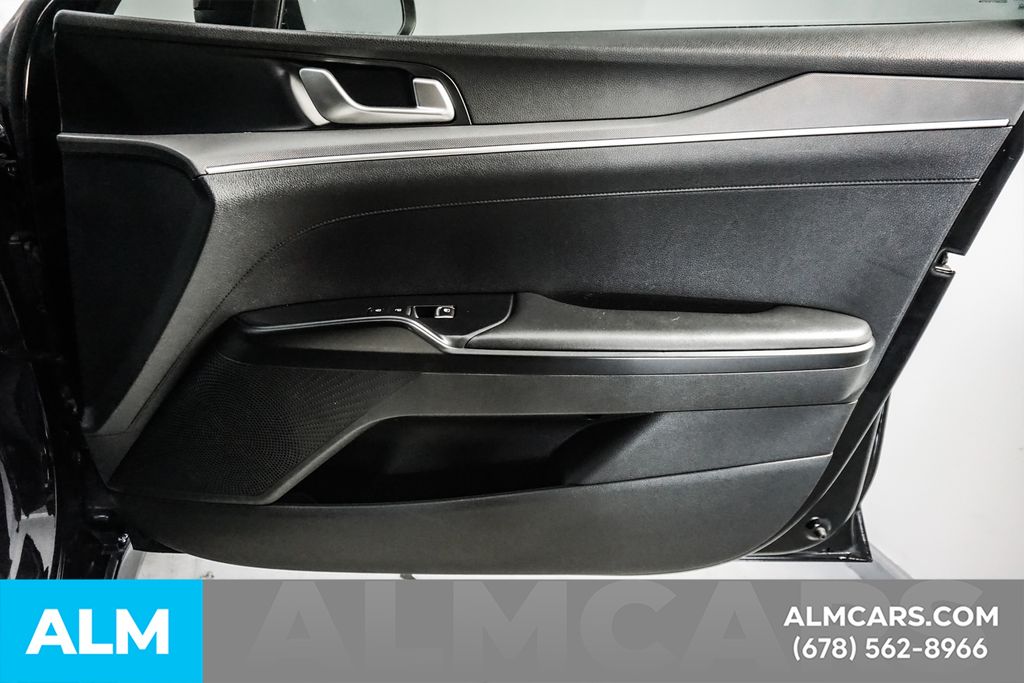 Used 2022 Black Kia GT-Line image 41