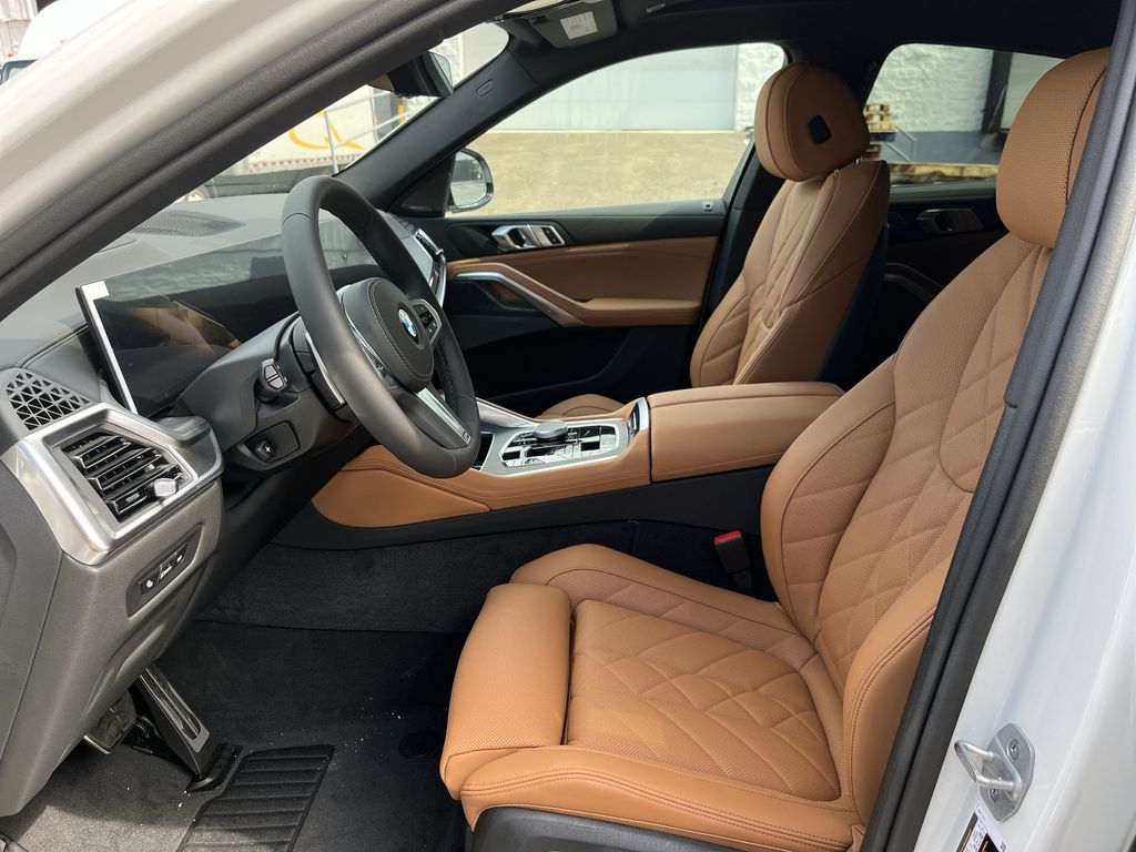 Thumbnail: 2026 BMW X6 - 11