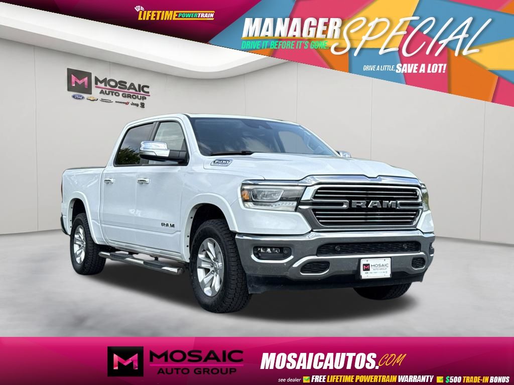 Bright White Clearcoat 2022 RAM 1500 Pickup Truck Four-Wheel Drive 8-Speed Automatic