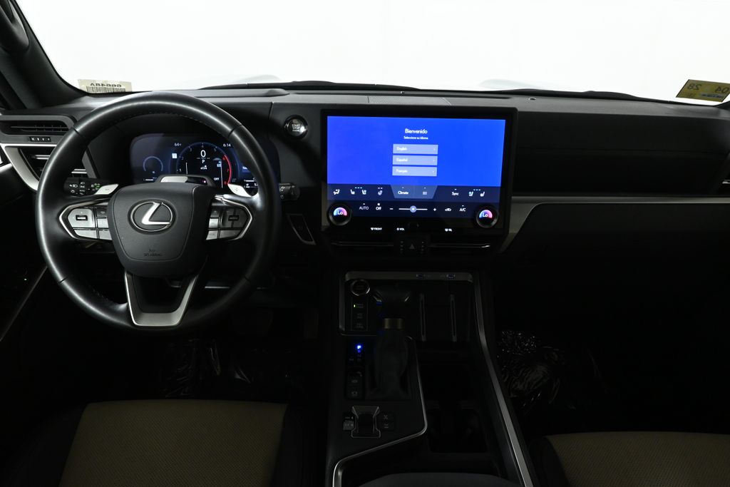 Thumbnail: 2025 Lexus GX - 17