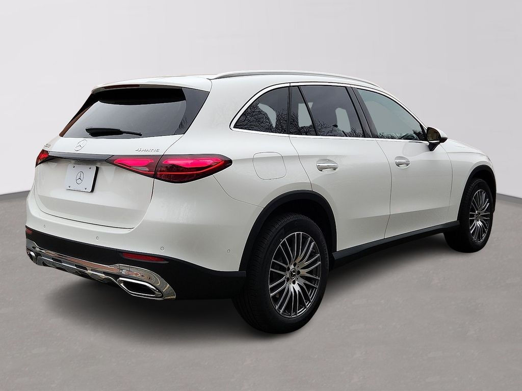 Thumbnail: 2026 Mercedes-Benz GLC - 3