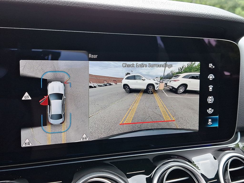 Thumbnail: 2023 Mercedes-Benz E-Class - 18