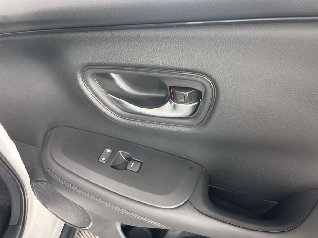 Thumbnail: 2026 Honda HR-V - 9