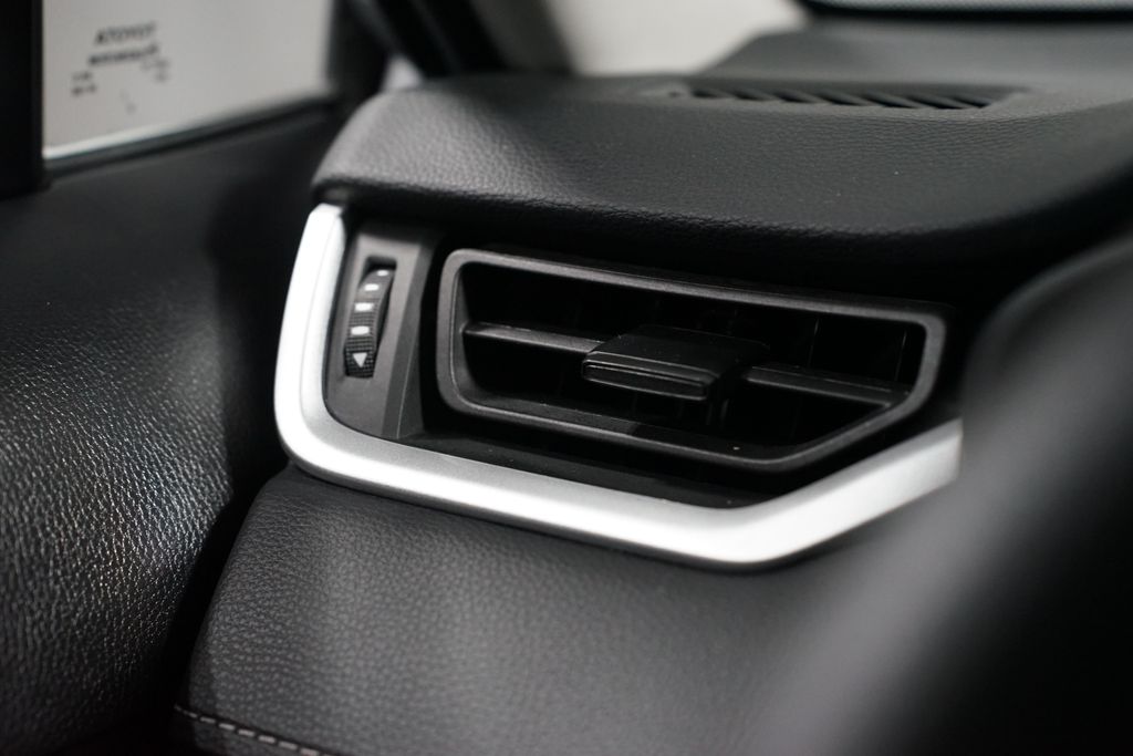 Thumbnail: 2023 Toyota RAV4 - 25