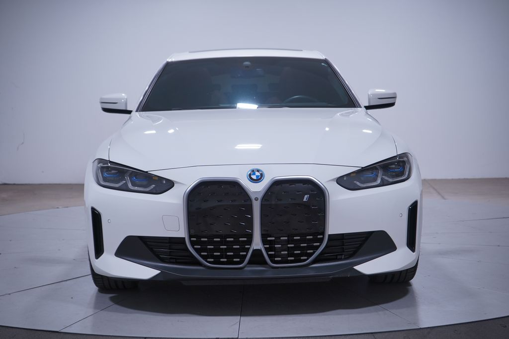 Thumbnail: 2023 BMW i4 - 4
