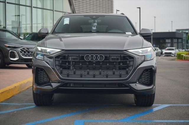 Thumbnail: 2025 Audi Q8 - 5