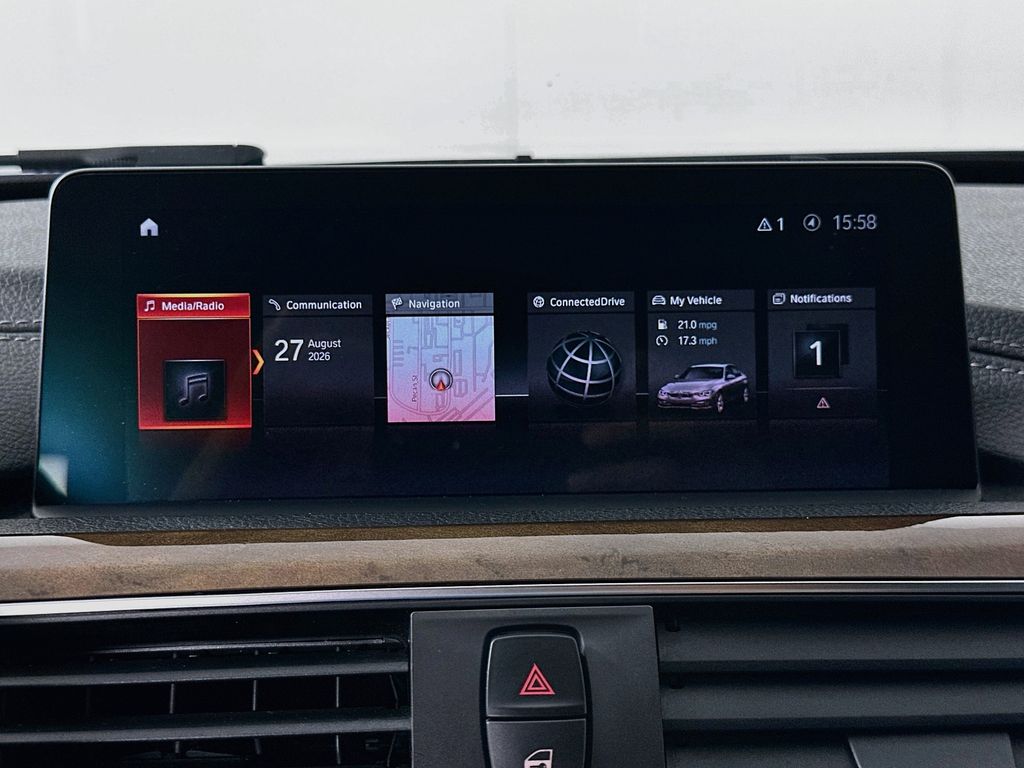 Thumbnail: 2018 BMW 3 Series - 15