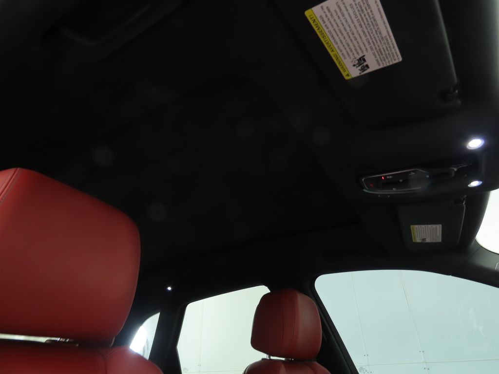2022 Audi SQ5 Premium Plus 19