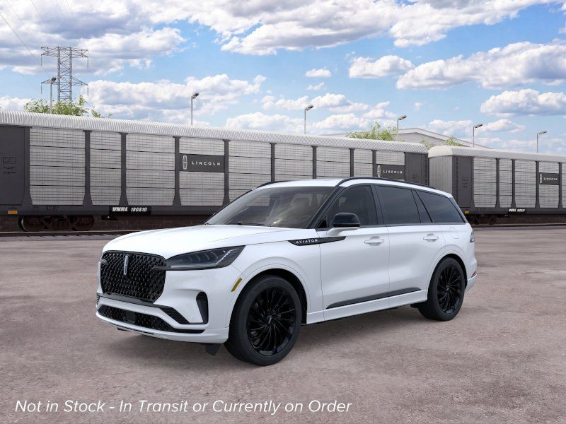 Pristine White Metallic Tri-Coat 2026 Lincoln Aviator SUV / Crossover Rear-Wheel Drive Automatic