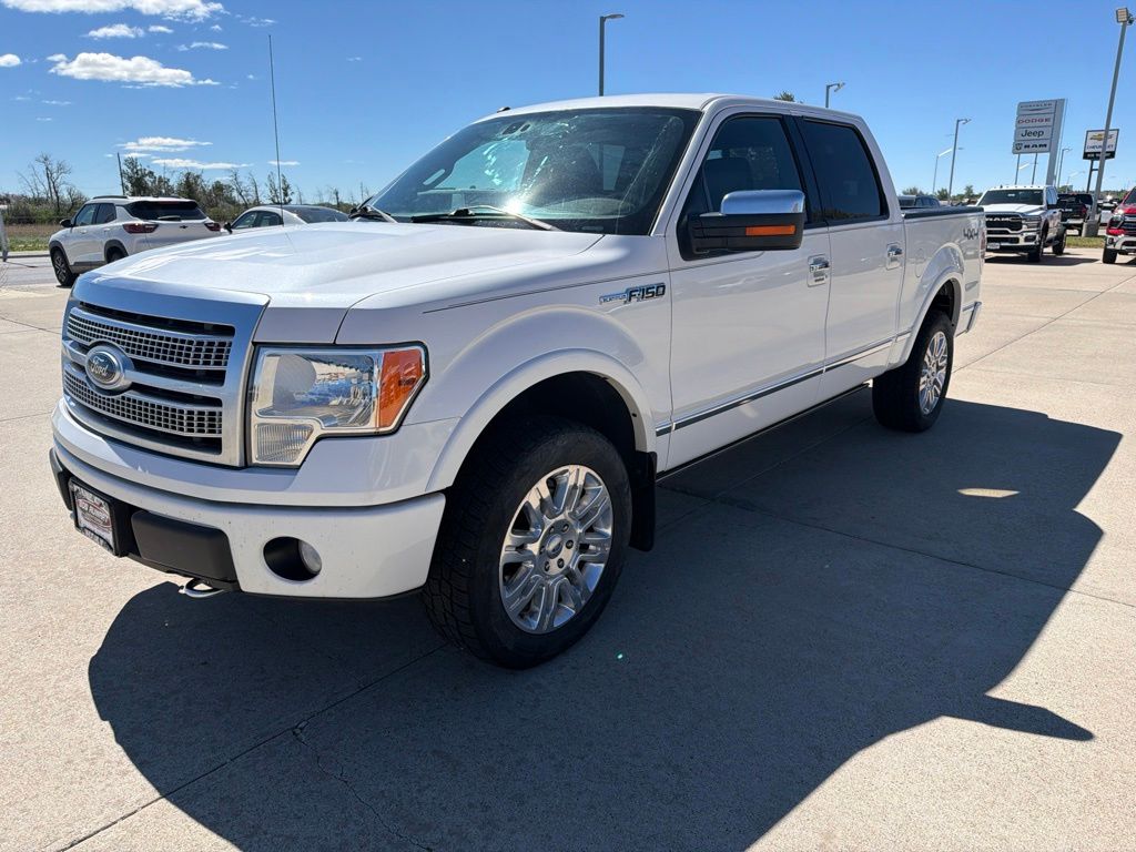White Platinum Metallic Tri-Coat 2010 Ford F-150 XLT SuperCrew 4WD Pickup Truck Four-Wheel Drive 6-Speed Automatic