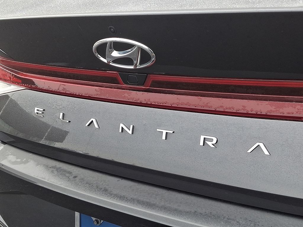 Thumbnail: 2023 Hyundai Elantra - 31