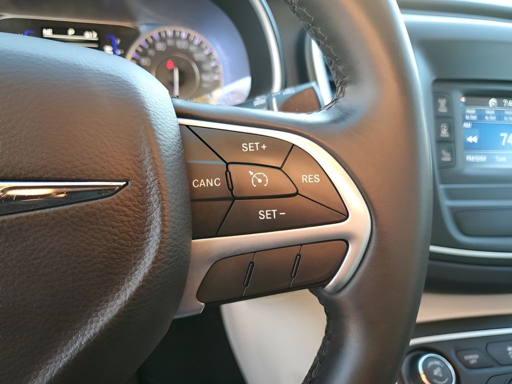 Used Car 2015 Chrysler 200  Limited For Sale Under $10,000 In Austin, Texas