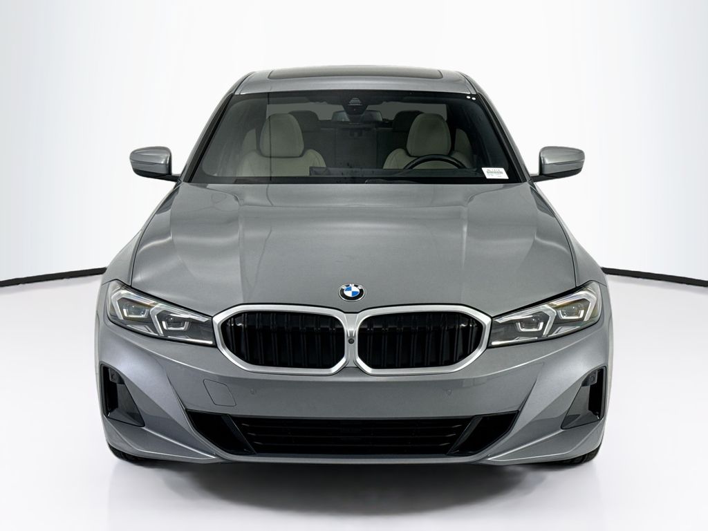 Thumbnail: 2023 BMW 3 Series - 2