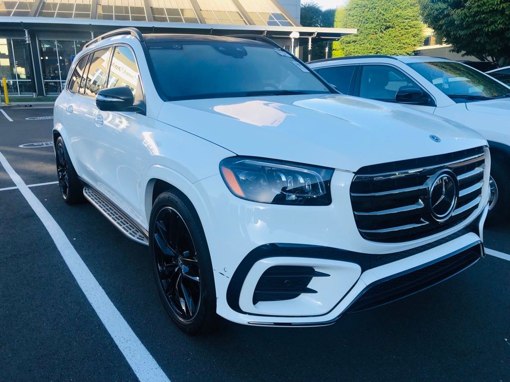 Thumbnail: 2024 Mercedes-Benz GLS - 3