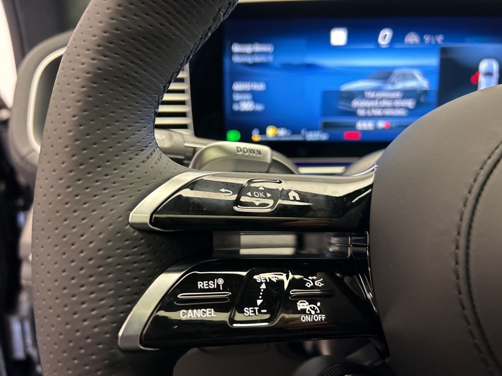 Thumbnail: 2026 Mercedes-Benz GLE - 12