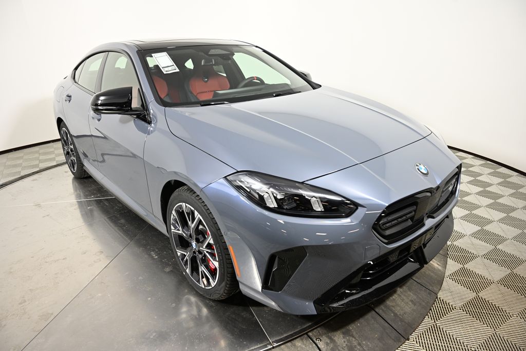 Thumbnail: 2025 BMW 2 Series - 7