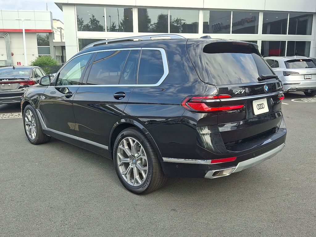 Thumbnail: 2023 BMW X7 - 6